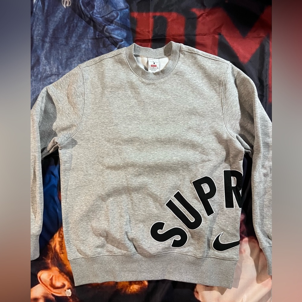 Nike x Supreme crew neck sweater L